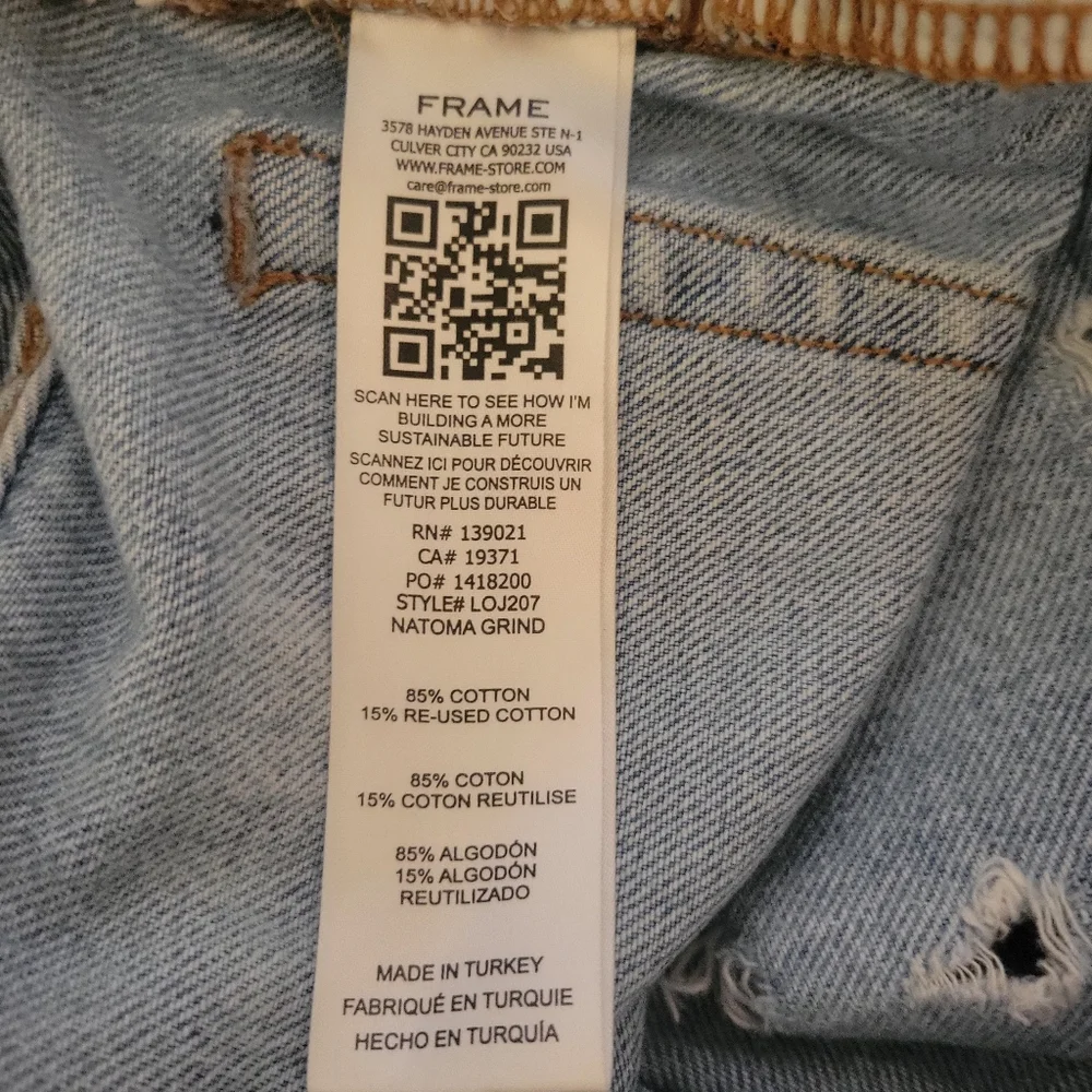 FRAME 'Le Original' High Rise Button Fly Lightwash Denim Shorts, Size 27